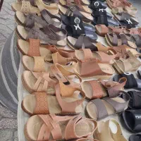 حراج انواع دمپایی زنانه و مردانه ۲۵۰۰۰۰تومان
