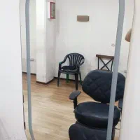 آیینه قدی سمپلاس در حد نو و سالم و تمیز