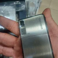 گوشی سامسونگ زیر خاکی