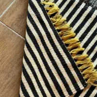 گلیم مدرن پشمی قرمز|گلیم، جاجیم، گبه|بروجرد, |دیوار