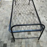 تخت فلزی پایه تاشو