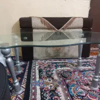 مبل ال۶ نفره ومیزشیشه ای پایه دار|مبلمان خانگی و میز عسلی|بندرعباس, |دیوار