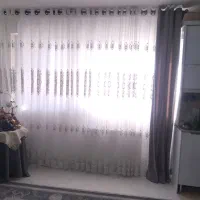 معاوظعه پرده حریرطرحدار  با حریر ساده بدون طرح