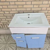 روشویی کابین دار