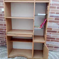 میز مطالعه به همراه قفسه