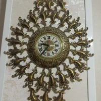 ساعت و تزیینی