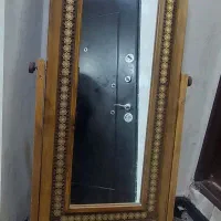 آینه ایستاده|آینه|سیرجان, |دیوار