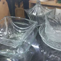 ظرف شیشه ایی