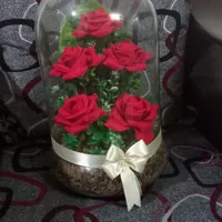 گل مصنوعی شیشه ای