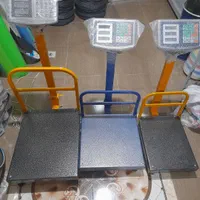 ترازو دیجیتال۳۰۰و۲۰۰و۱۵۰ کیلویی و...