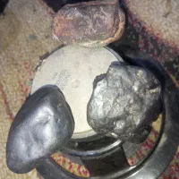 پنج قطعه سنگ مشکوک ب شهاب سنگ|کلکسیون اشیاء عتیقه|بندرعباس, |دیوار