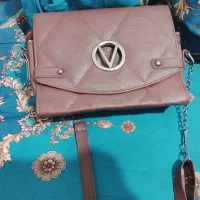 کیف ها همگی سالم هستن