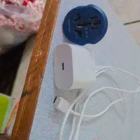 آداپتور اصلی سامسونگ از روی گوشی برداشتم
