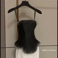 فروشنده لباس زنانه