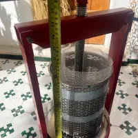 پرس آب انگور|آبمیوه‌گیر و آب‌مرکبات‌گیر|شیراز, قصرالدشت|دیوار