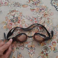 عینک شنا حرفه ای