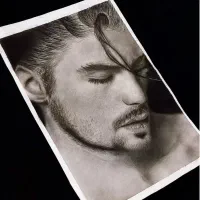 سفارش طراحی چهره در اندازه‌ای مختلف