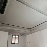 استخدام نقاش ساختمان و سمباده زن