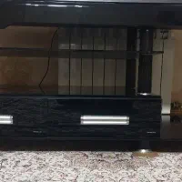 میز تلویزیون شیشه ای