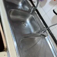 سینک دولگنه با شیر