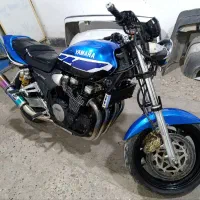 موتور سنگین یاماها ۱۳۰۰ بفروش میرسدقابل معاوضه