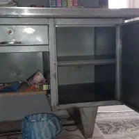 میز کاملا فلزی جا دار باقیمت مناسب|میز تحریر و کامپیوتر|زنجان, |دیوار