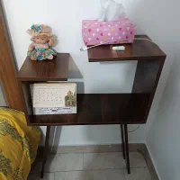 میز تلفن میشه کنار تخت هم استفاده کرد