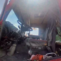 کشنده بنز ده سیلندر