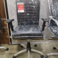 صندلی چرخ دار جک دار نو