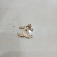 طلای ۱۸عیار ۱۵۰ بالای تابلو|جواهرات|الوند, |دیوار