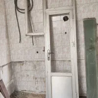 در پنجره المینیوم