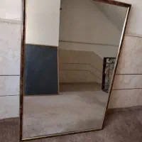 آینه|آینه|پیشوا, |دیوار