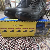 سایز ۴۳|کیف، کفش، کمربند|شبانکاره, |دیوار