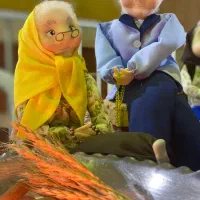 مجسمه هفت سین