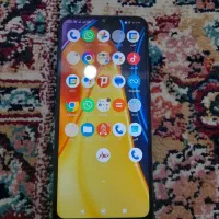 گوشی شیایومی پوکو c40 در حد آک با وسایل