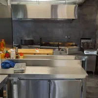 نیروی خدماتی برای کافه رستوران