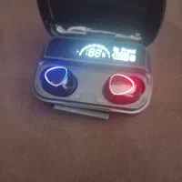 ایرپاد و  اسپیکر میکروفون