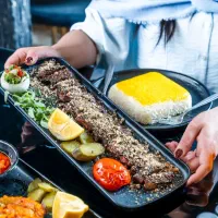 تعداد محدودی نیرو در رستوران/باغذا/جای خواب/بیمه|استخدام خدمات فروشگاه و رستوران|تهران, جردن|دیوار