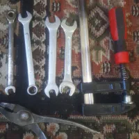 آچر ، انبردست ، گیره پیچ دستی
