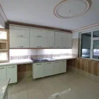 اپارتمان-95-متری-دو-خواب-با-اسانسور-و-انباری