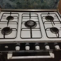 گازطرح فر پنج شعله سالم قیمت کمترهم راه میام.