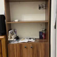 کتابخانه ایستاده قفل دار
