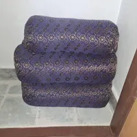 بالشت تکیه رنگ‌سورمه ای