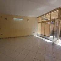 فروش-منزل-ویلائی-یه-طبقه-درب-ساخت-در-هشت-بهشت-غربی