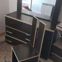 دراور و صندلی