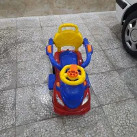 ماشین چهار چرخ