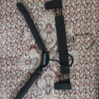 آویز پیراهن و شلوار ترک