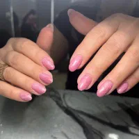 خدمات تخصصی ناخن و پدیکور