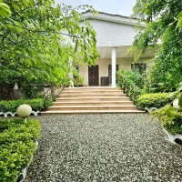 باغ ویلابهشتی باسند منطقه برند