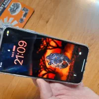 آیفون xs max در حد